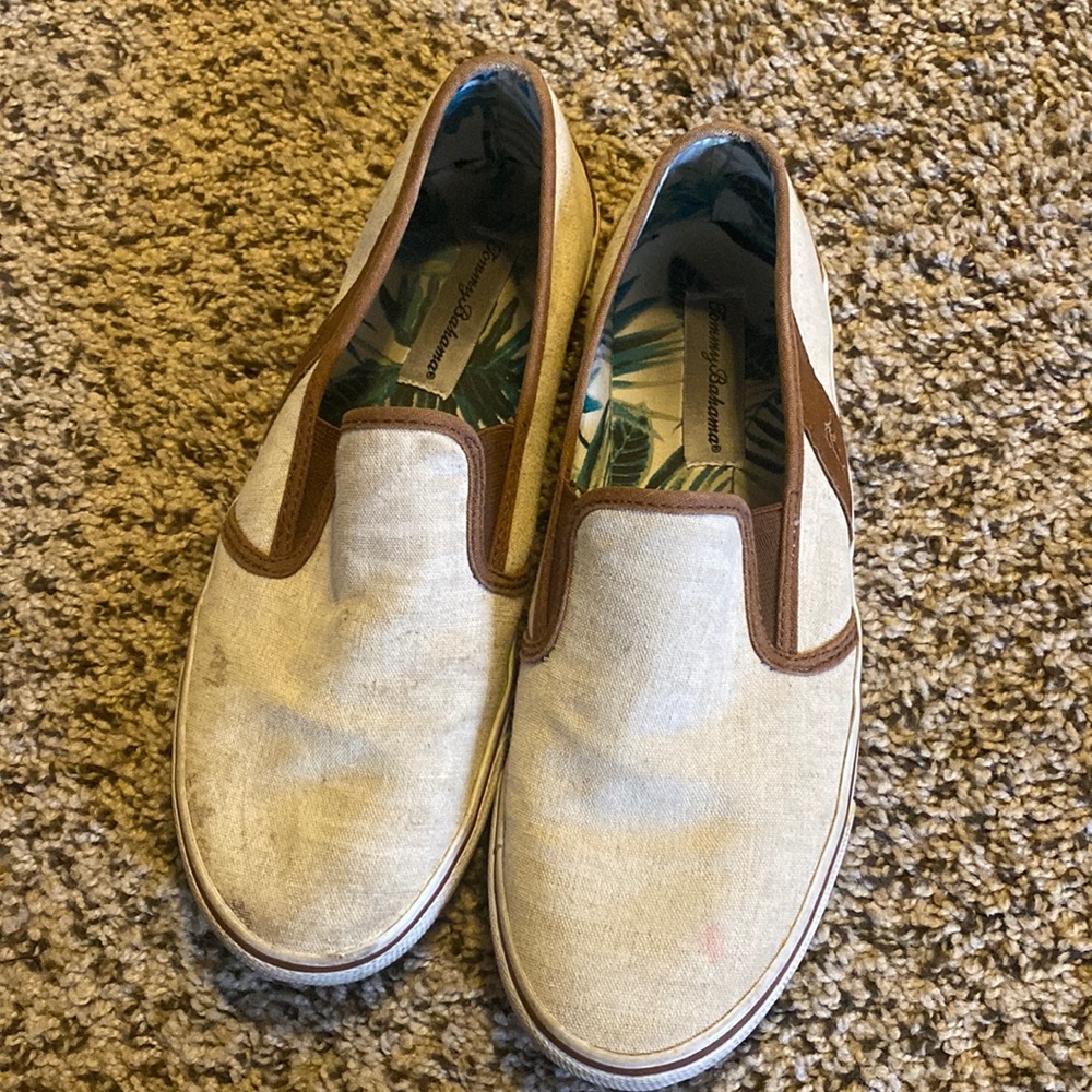 Tommy Bahama Tan Leather shoe